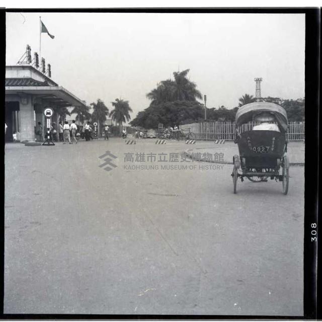 高雄市火車站前藏品圖，第1張