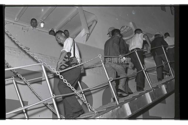 登錄號:KH2002.008.0044藏品圖，第46張