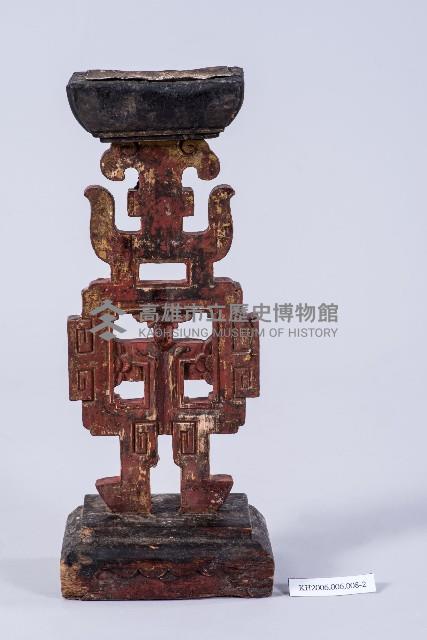 朱漆貼金壽字紋燭臺藏品圖，第3張