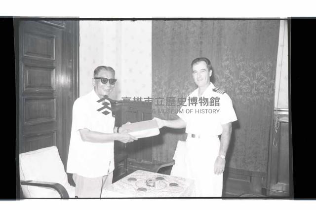 登錄號:KH2002.015.0102藏品圖，第2張