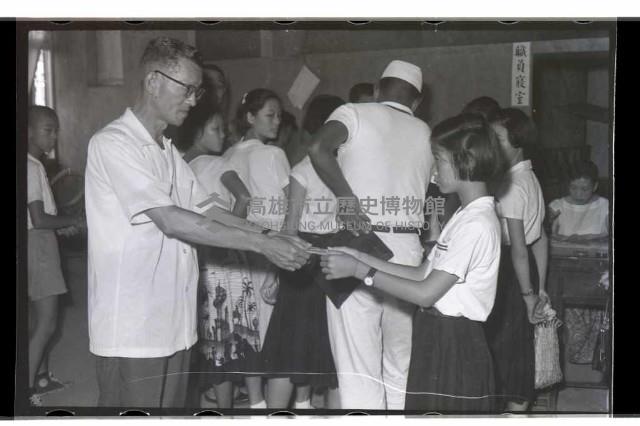 登錄號:KH2002.012.0292藏品圖，第2張