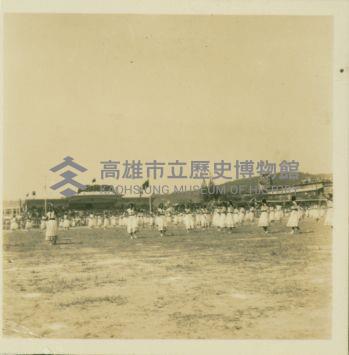 第五屆全省運動大會特撮高雄市體育場內含照片48張藏品圖，第30張