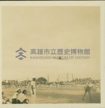 第五屆全省運動大會特撮高雄市體育場內含照片48張藏品圖，第41張