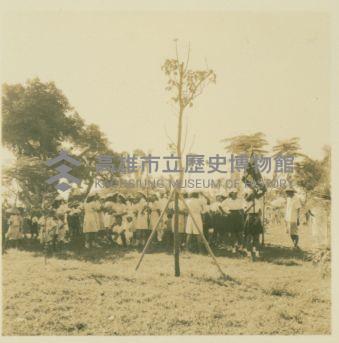 第五屆全省運動大會特撮高雄市體育場內含照片48張藏品圖，第11張