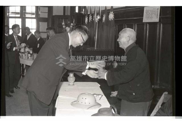 登錄號:KH2002.012.0332藏品圖，第1張