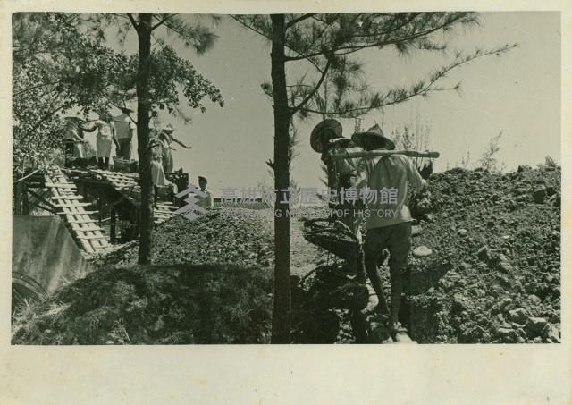 個人、建築及風景照相冊藏品圖，第142張