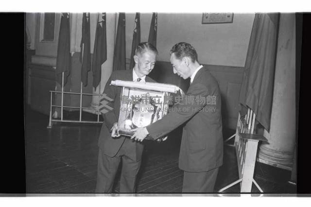 登錄號:KH2002.012.0569藏品圖，第24張