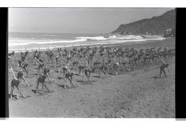 登錄號:KH2002.007.0258藏品圖，第14張