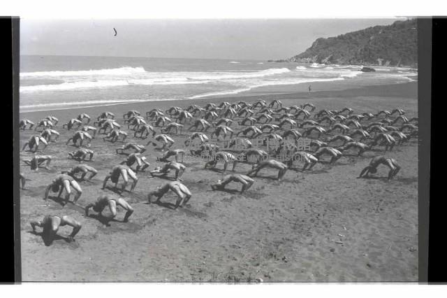 登錄號:KH2002.007.0258藏品圖，第19張