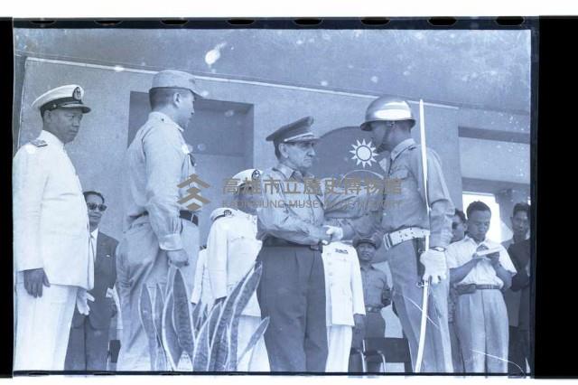 登錄號:KH2002.015.0064藏品圖，第13張