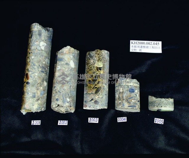 A047：花葉紋豆青瓷杯、A051：白瓷碗底足、A059：白瓷碗底足、A115：鶴紋印花青花碗圈足、A158：「高雄市役所」款瓷杯、A159：「高雄市役所」款瓷杯、A160：「高雄市役所」款瓷杯、A161：高雄市徽蝠紋青花瓷杯蓋、A162：高雄市徽蝠紋青花瓷杯蓋、A164：福壽款青花印花碗、A166：纏枝喜字紋青花碗藏品圖，第14張