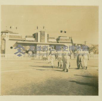 第五屆全省運動大會特撮高雄市體育場內含照片48張藏品圖，第3張