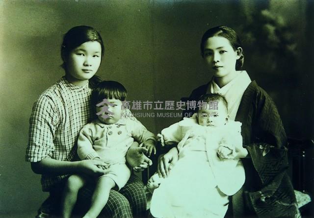 高雄市第二任駐屬市長小島猛全家福藏品圖，第3張