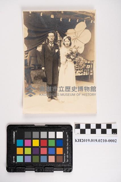 洪能發與其妻子於六龜天滿宮合影藏品圖，第3張