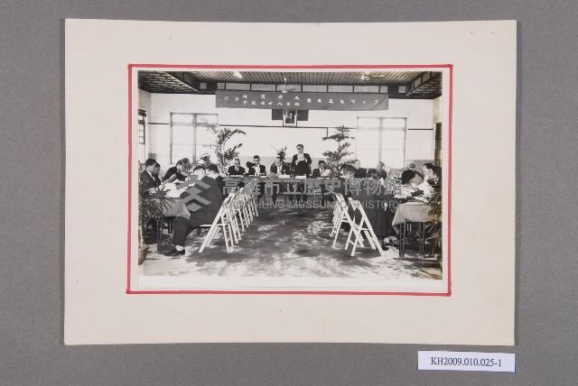 三民區公所蘇文璽區長向高雄市長楊金虎簡報照片藏品圖，第1張