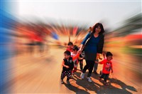 勞動影像暨說故事徵集比賽《母雞帶小雞》鄭培業攝藏品圖，第1張