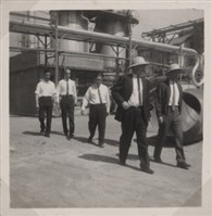 台肥公司《臺肥總經理蒞廠參觀之四》照片2藏品圖，第2張