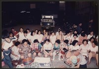 1992年7月1~2日嘉隆關廠工人佔領廠區和宿舍過夜抗議之相片數位檔藏品圖，第1張