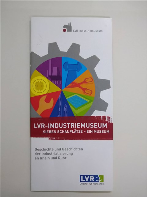 「LVR-Industriemuseum: Sieben Schauplätze-Ein Museum」簡介小冊的圖片