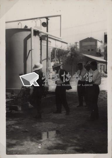 台肥公司《五十五年二月陳總經理視察》照片3藏品圖，第8張