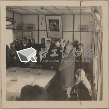 電信工會慰問一江新邨烈屬相片藏品圖，第7張