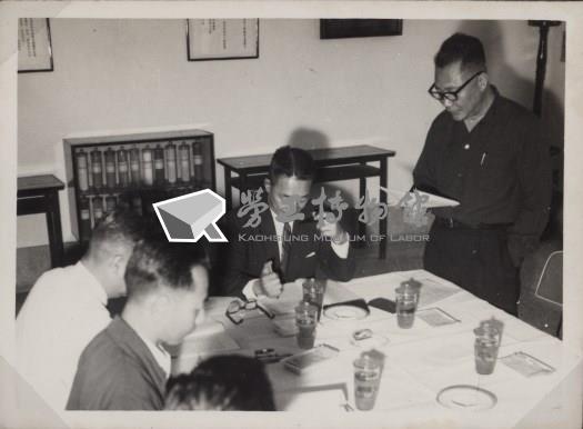 台肥公司《臺肥總經理蒞廠參觀之一》照片藏品圖，第7張