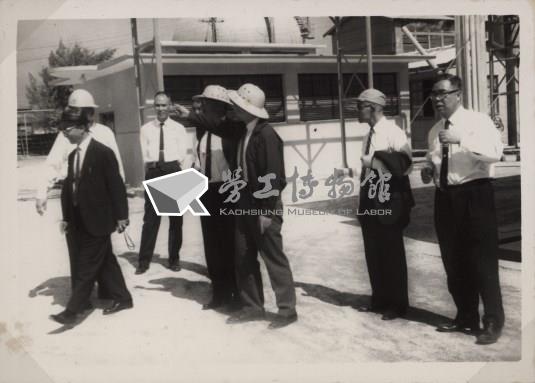 台肥公司《五十五年二月陳總經理視察》照片5藏品圖，第3張