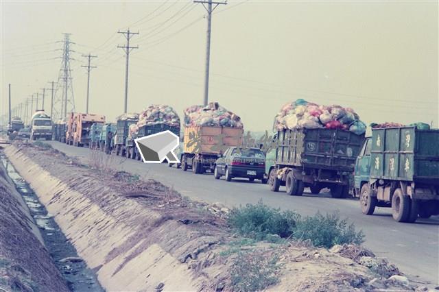 台南永康王田垃圾山圍堵事件數位相片藏品圖，第1張