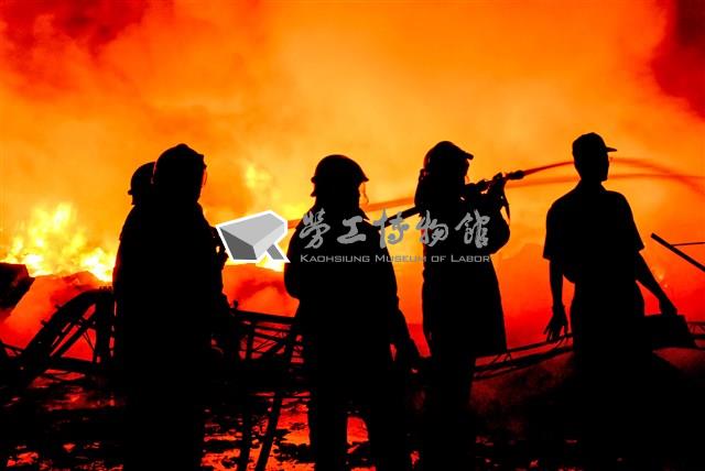 2015年勞動影像暨說故事徵集比賽《勞工冒險協助搶救火災》蔡致模攝藏品圖，第1張