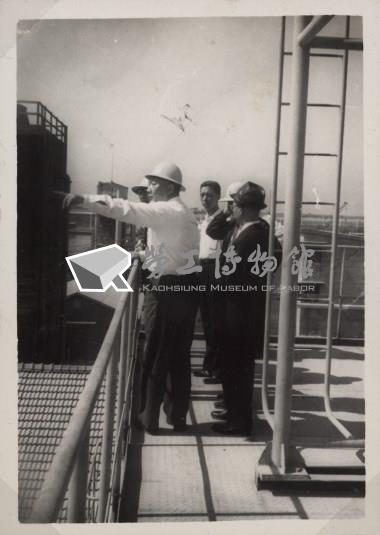 台肥公司《五十五年二月陳總經理視察》照片3藏品圖，第4張