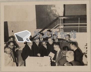 電信工會參觀北局新建自動機房大廈相片藏品圖，第5張