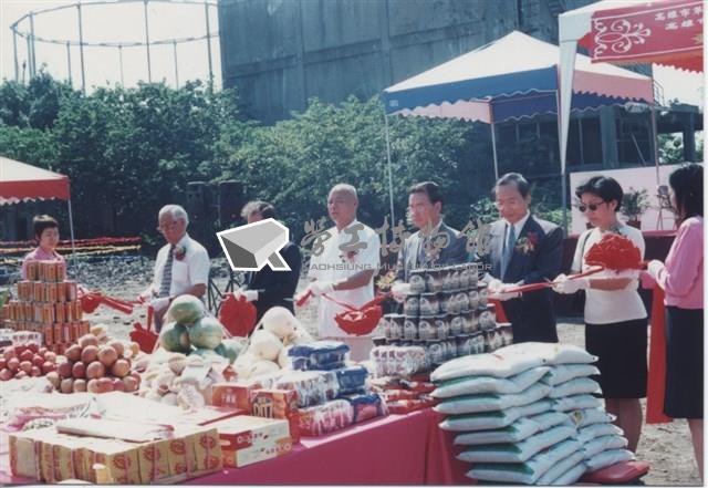 高雄市硫酸錏公司相關翻拍攝影照片藏品圖，第18張