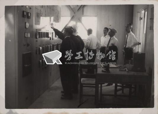 台肥公司《五十五年二月陳總經理視察》照片1藏品圖，第9張