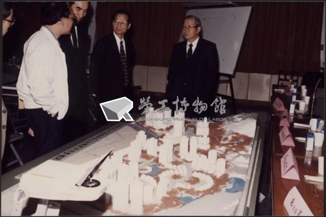 台泥高雄廠區土地變更使用案鼓山區居民說明會照片藏品圖，第29張