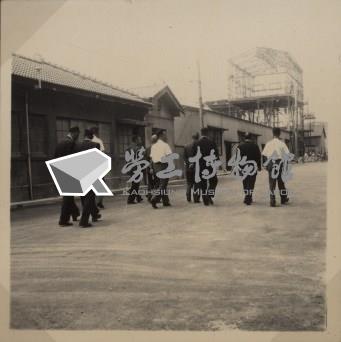 台肥公司《五十五年三月監察委員視察本廠》照片3藏品圖，第2張