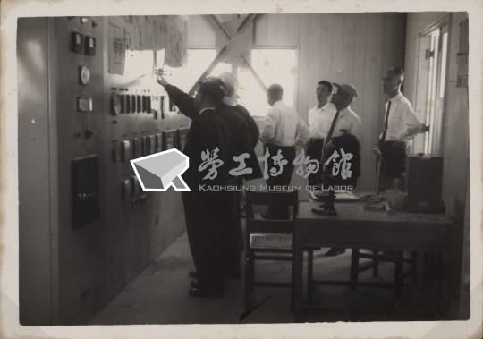 台肥公司《五十五年二月陳總經理視察》照片6藏品圖，第2張