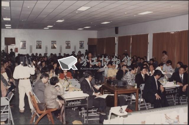 台泥高雄廠區土地變更使用案鼓山區居民說明會照片藏品圖，第16張