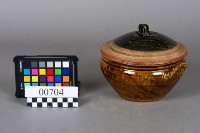 陶罐(附蓋)藏品圖，第2張