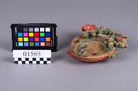 雕花桃形木盤藏品圖，第1張