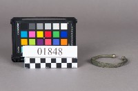 銀手環藏品圖，第2張