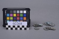 圓形有孔銅片藏品圖，第1張