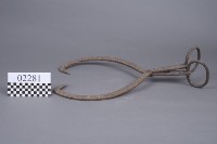 雙弧鐵夾藏品圖，第1張