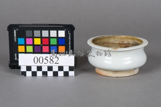 白釉香爐藏品圖，第3張