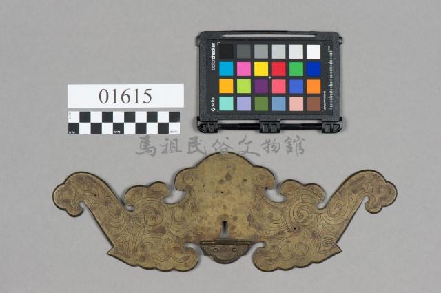 蝙蝠形鎖孔飾片藏品圖，第1張