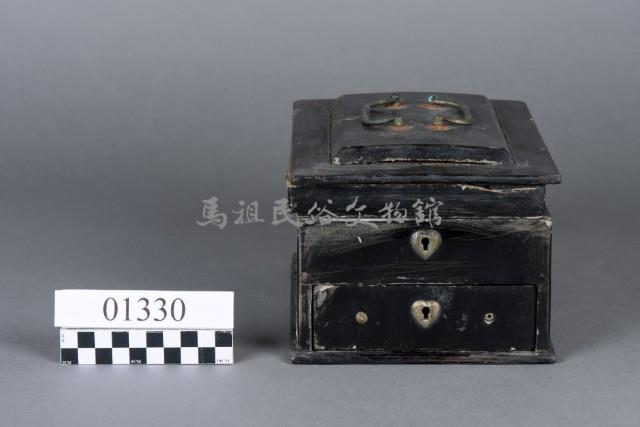 梳妝箱藏品圖，第1張