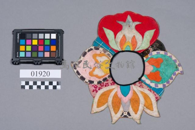 口涎兜藏品圖，第1張