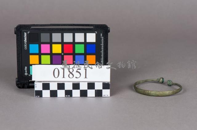 銀手環藏品圖，第2張