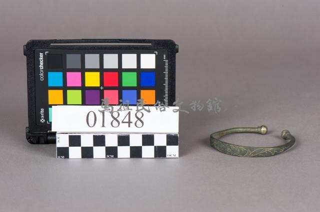 銀手環藏品圖，第2張