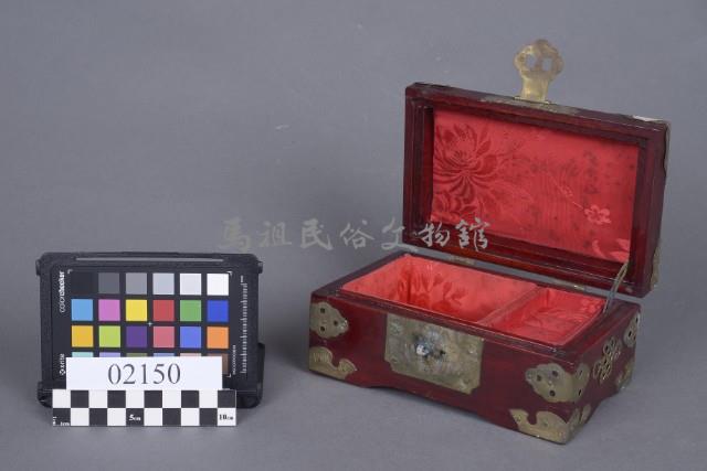 收納箱藏品圖，第2張