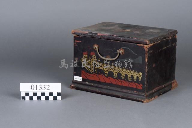 梳妝箱藏品圖，第2張